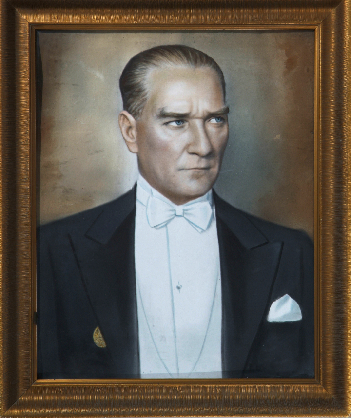 Mustafa Kemal Atatürk Mustafa Kemal Atatürk