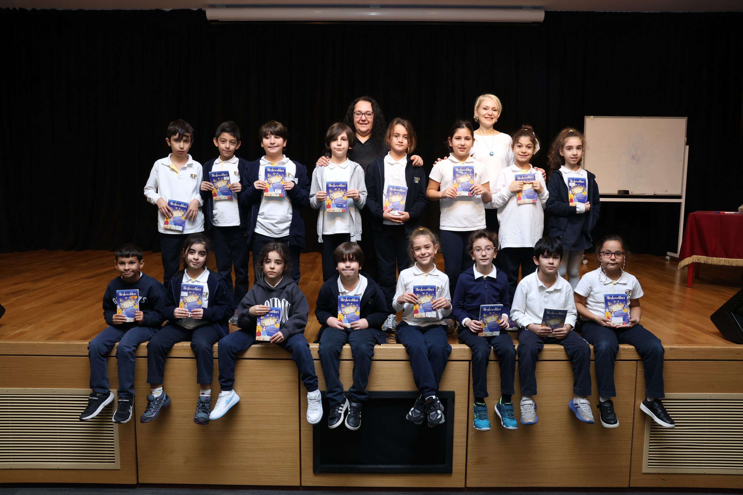 ATEŞBÖCEKLERİ YAZAR SÖYLEŞİSİ6