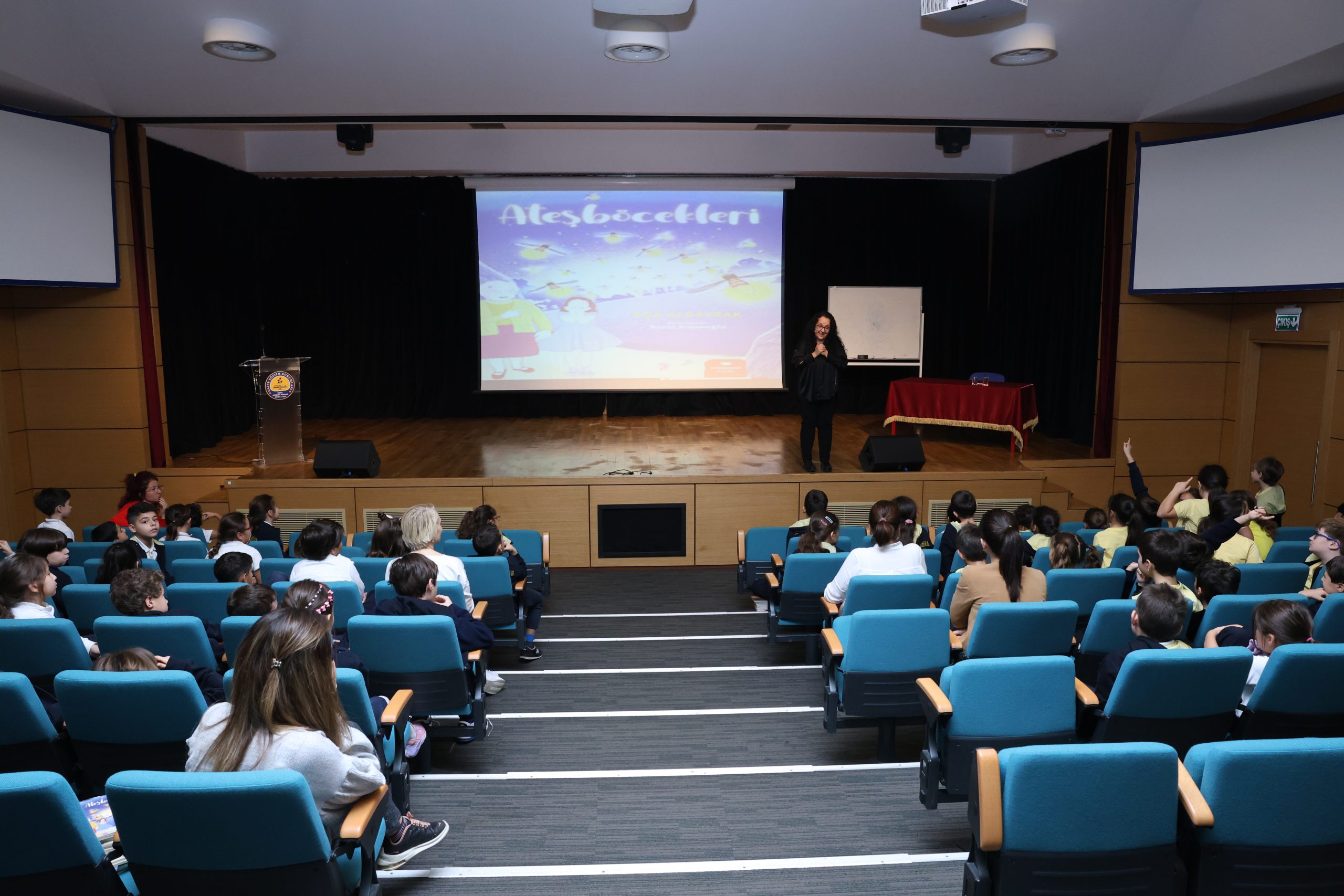 ATEŞBÖCEKLERİ YAZAR SÖYLEŞİSİ9