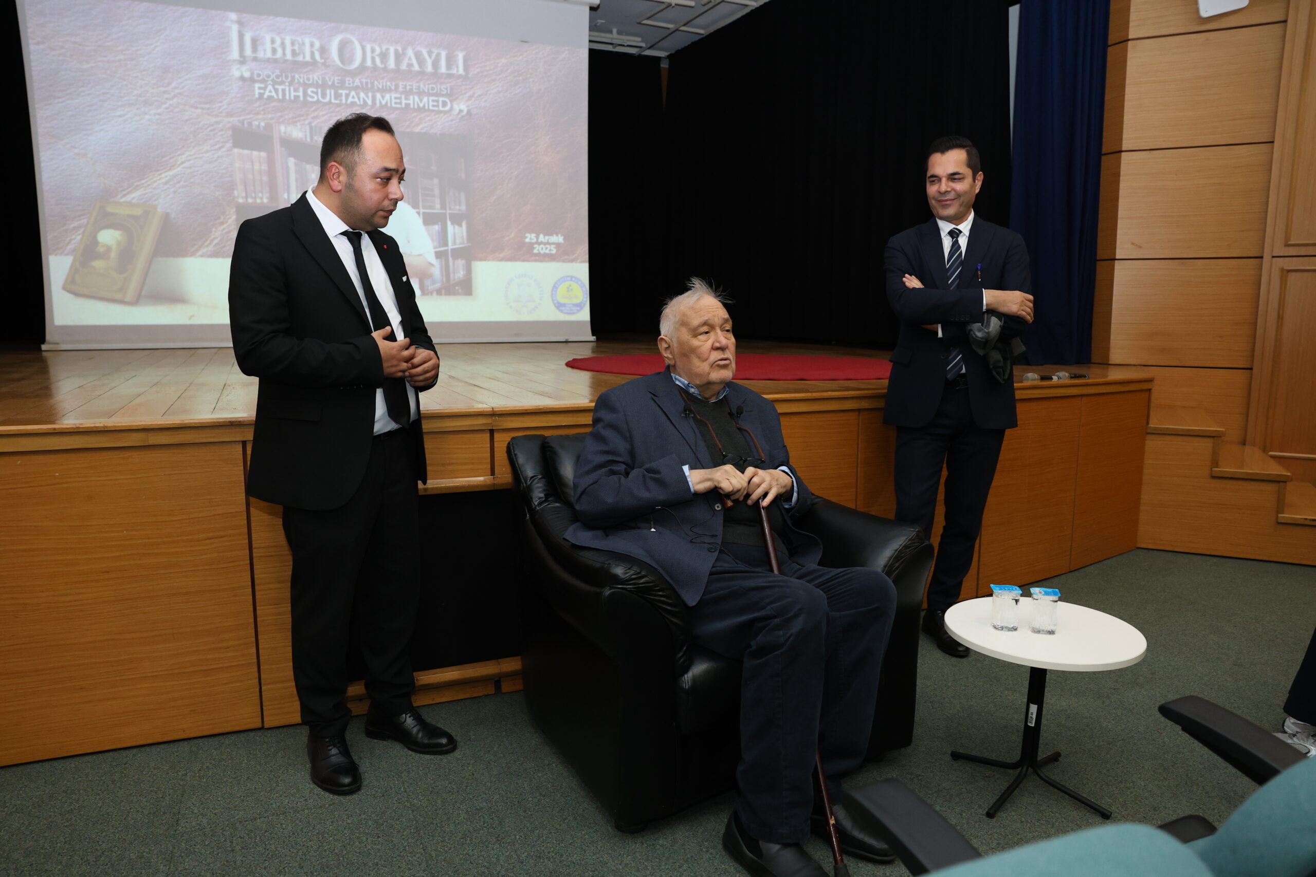 İlber Oltaylı3