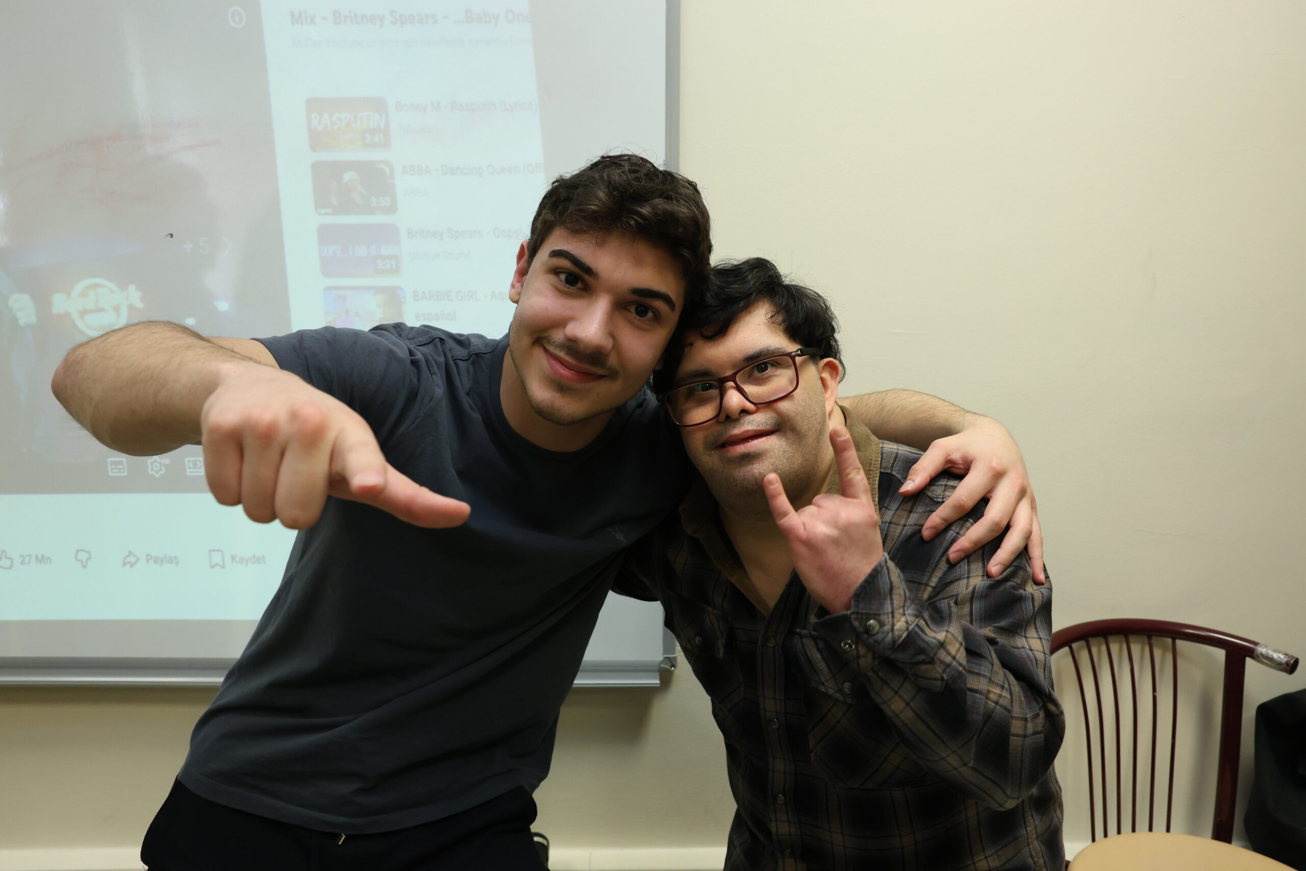 ZİÇEV BEST BUDDIES8